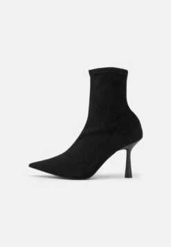 Dune London Odella - Korte Laarzen - Black 9 Dune London Odella - Korte Laarzen - Black -Caprice Winkel 025dc1c4417b48bb96e1ef811e91103e