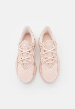 Adidas Originals Ozweego- Sneakers Laag - Nude -Caprice Winkel 07c7705a87f34e93a2c60cc499b1d74d