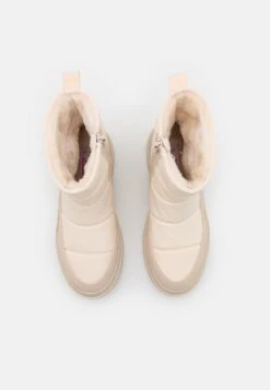 S.Oliver Snowboots- Cream 13 S.Oliver Snowboots- Cream -Caprice Winkel 1506cf6d1e374367b9b0dbfc7f0daa33