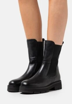 Marco Tozzi Korte Laarzen - Black Antic