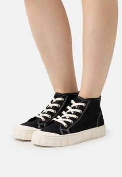 Peggy Mid Rise Plimsoll - Sneakers Hoog - Black