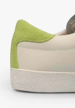 Scalpers New Gala- Sneakers Laag - Pink -Caprice Winkel 387cfb8ebd964f72a9b51fb5dc2e192c