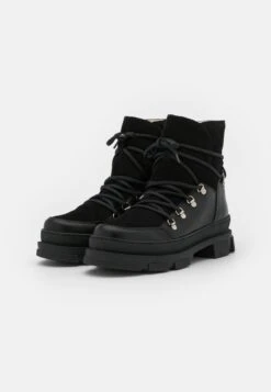 Pavement Kiara- Snowboots- Black -Caprice Winkel 3b48dfb42bc84820b233ade0a5e5cbdb