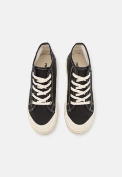 Peggy Mid Rise Plimsoll - Sneakers Hoog - Black -Caprice Winkel 43be73c320e4497dabbaf67d2a1f7d06
