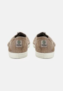 NATURAL WORLD Sneakers Laag - Beige -Caprice Winkel 462c1ec8b5c645cb99be1a1567618e0c
