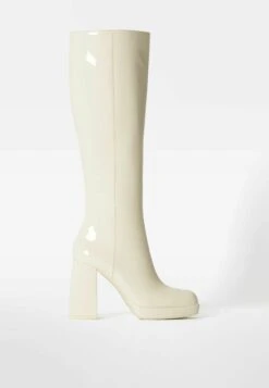 BERSHKA Laarzen - Off-White -Caprice Winkel 4fe7586c45ce4127b302117d75ca2067