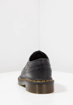 Dr. Martens 3989 Wingcap Brogue - Veterschoenen - Black -Caprice Winkel 56c0020b1dab4ed891b59337b6ca2289