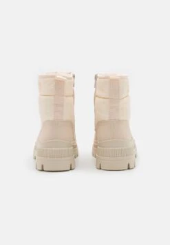 S.Oliver Snowboots- Cream 11 S.Oliver Snowboots- Cream -Caprice Winkel 5e63275982784ea3bece76dd00def71d