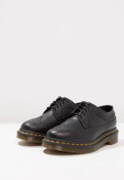 Dr. Martens 3989 Wingcap Brogue - Veterschoenen - Black -Caprice Winkel 6128c4e6dee147d6a2c906292ff4605d