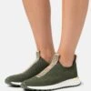 MICHAEL Michael Kors Bodie Slip On - Sneakers Laag - Amazon Green 1 MICHAEL Michael Kors Bodie Slip On - Sneakers Laag - Amazon Green -Caprice Winkel 62e43e7b6fa644dc9e64dfc5392b2c9b