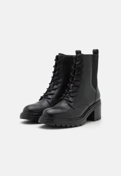 Geox Damiana - Enkellaarsjes Met Plateauzool - Black -Caprice Winkel 6329a64450134824b5ecb7427e5782b1