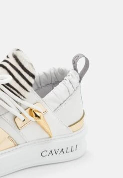 Roberto Cavalli Mondial Logo - Sneakers Laag - White/ Gold/ Black -Caprice Winkel 649dd71cfc4a4c09a831187ae1033aeb