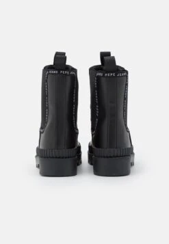 Pepe Jeans Chelsea - Regenlaarzen - Black 11 Pepe Jeans Chelsea - Regenlaarzen - Black -Caprice Winkel 65568a016a7b47289a6f51c158f71329