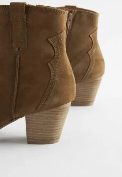 Next Forever Comfort Western Wide Fit - Cowboy-/Bikerlaarsjes - Tan Brown -Caprice Winkel 68e0dce3d72a4ded810a70b5cbd030aa