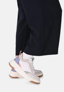 Milla - Sneakers Laag - Hellbeige Lila