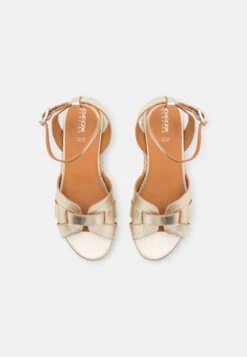 Geox Ischia Corda - Espadrilles - Light Gold -Caprice Winkel b776f810c4ab4e95957d4eba0dfb70c8