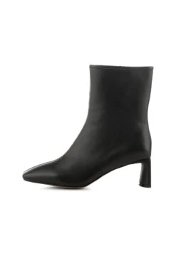 Shoe The Bear Stb-Arlo - Korte Laarzen - Schwarz