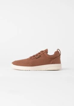 Mela Yala - Sneakers Laag - Nougat Weiß 11 Mela Yala - Sneakers Laag - Nougat Weiß -Caprice Winkel bcc61befa6ca4892b9cc0e010e611b55