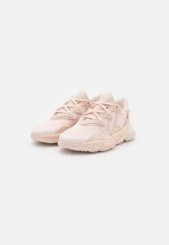 Adidas Originals Ozweego- Sneakers Laag - Nude -Caprice Winkel c3836c60e1bb4fcf9afe77e1968f7afa