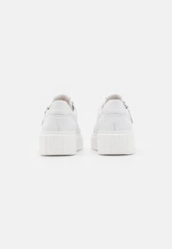 Gabor Comfort Sneakers Laag - Weiss -Caprice Winkel cab069e8d8514499a7011cf1ecbcf045