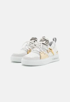Roberto Cavalli Mondial Logo - Sneakers Laag - White/ Gold/ Black -Caprice Winkel ead1cb9f42fe482fa556e8872a7ff49a