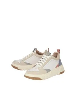 Milla - Sneakers Laag - Hellbeige Lila -Caprice Winkel f644ee9440aa4bd6b64129473fe8b1c4